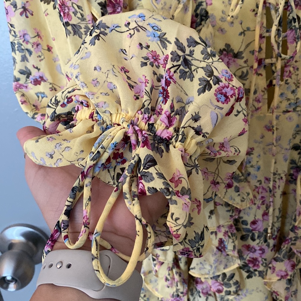 Floral Ruffle Lace Up Dress - Picture 4 of 4